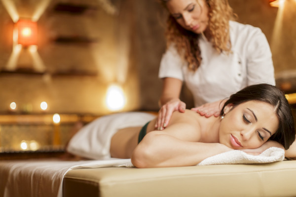 Técnico Superior en Estética Integral y Bienestar